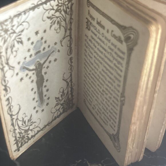 Vintage 1939 Children's Prayer Book: The Devout Child - Picture 3 of 7